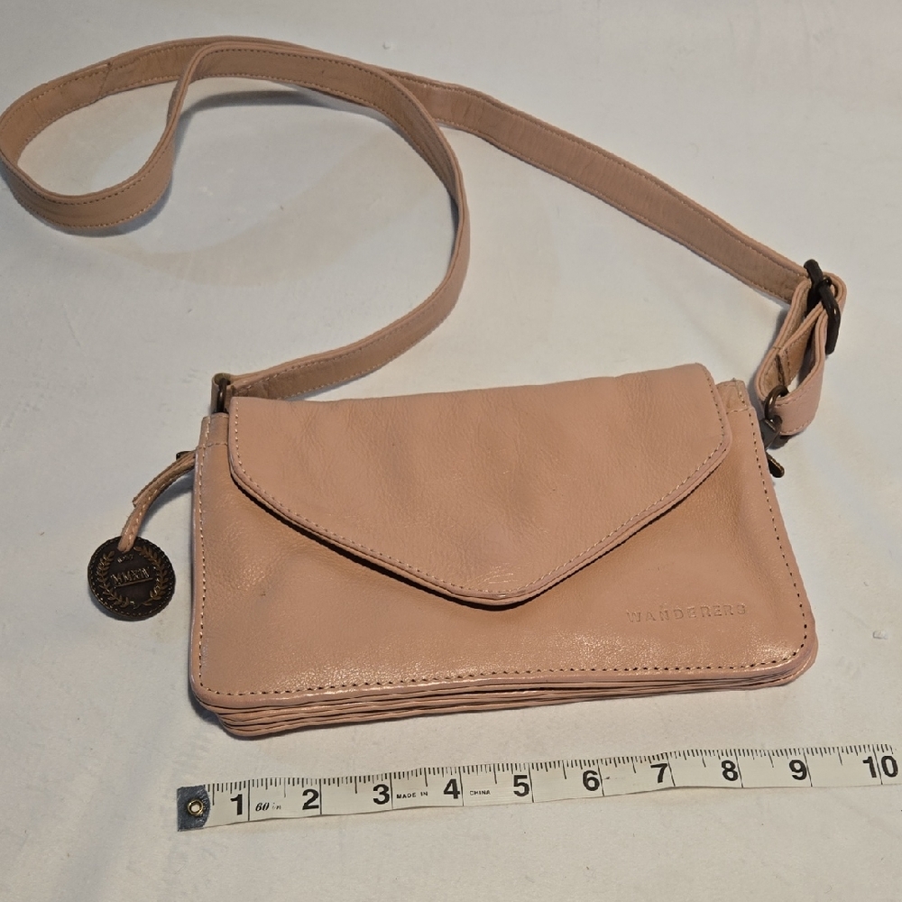 Wanderers Blush Crossbody Marseille Wallet